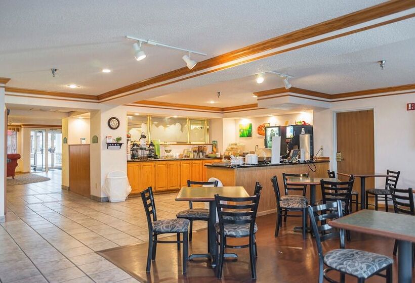 هتل Quality Inn Near Monument Health Rapid City Hospital