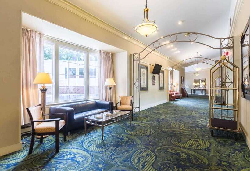 酒店 Quality Inn & Suites Conference Center