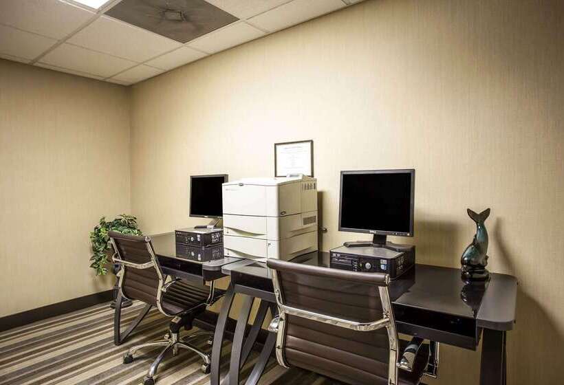 ホテル Quality Inn & Suites Matthews   Charlotte