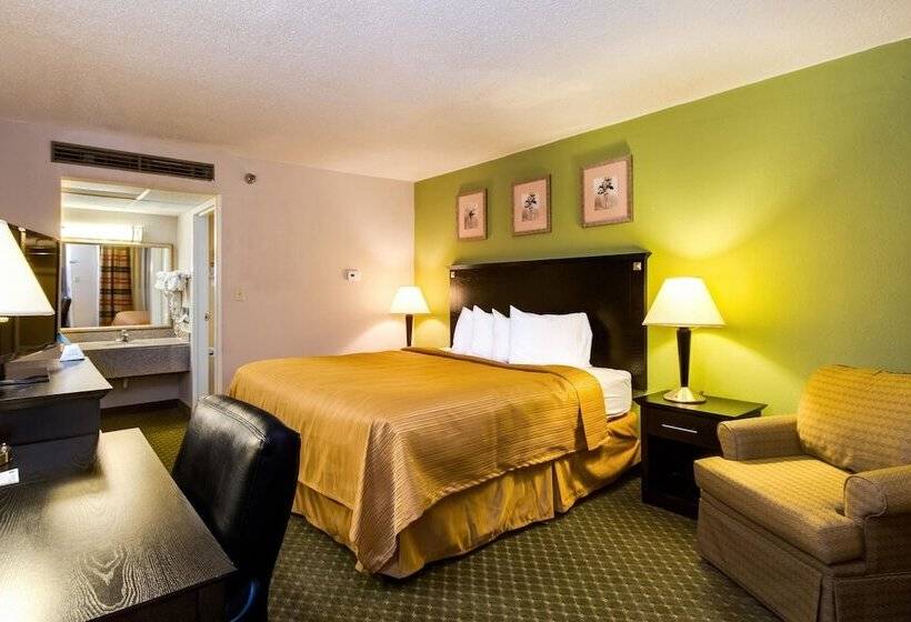 هتل Quality Inn & Suites Moline  Quad Cities