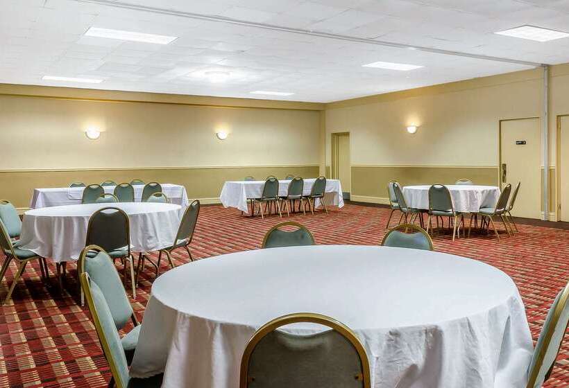 فندق Quality Inn University Area