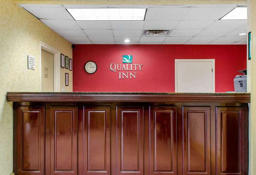 فندق Quality Inn University Area