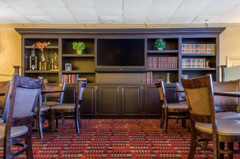 فندق Quality Inn University Area