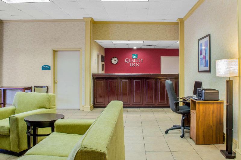 فندق Quality Inn University Area