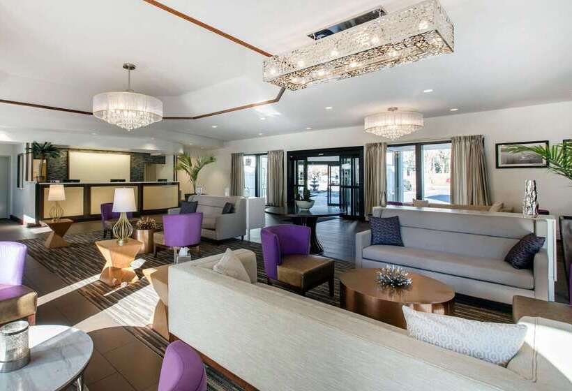 Radisson Hotel Grand Rapids Riverfront