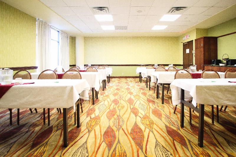 هتل Ramada By Wyndham Minneapolis Airport/eagan