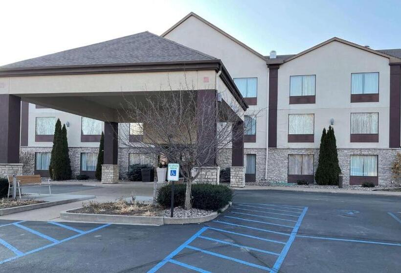 هتل Stay Suites Formerly Known As Days Inn & Suites By Wyndham La Crosse Onalaska