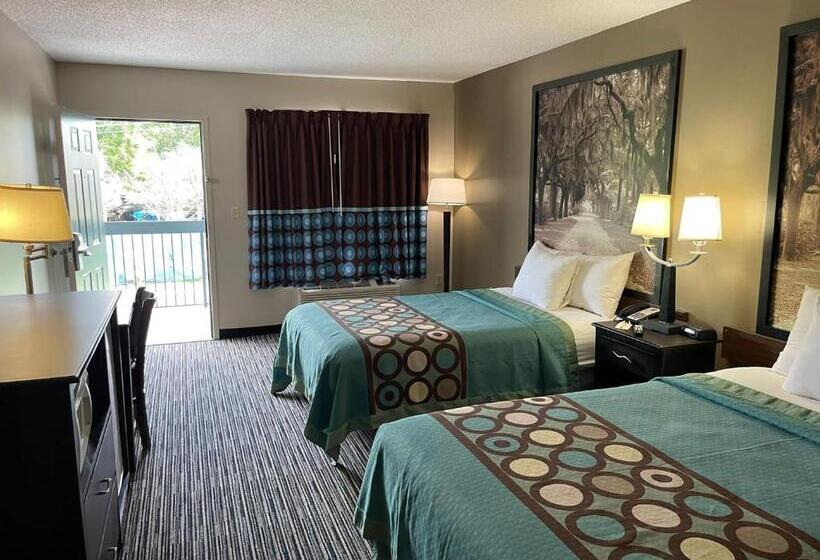 فندق Super 8 By Wyndham Elberton