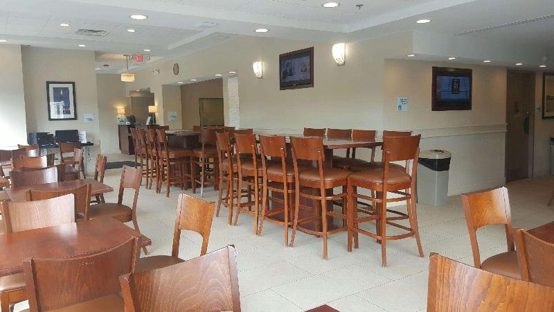 The Plaza On The Pike Hotel Atlantic City West By Oyo