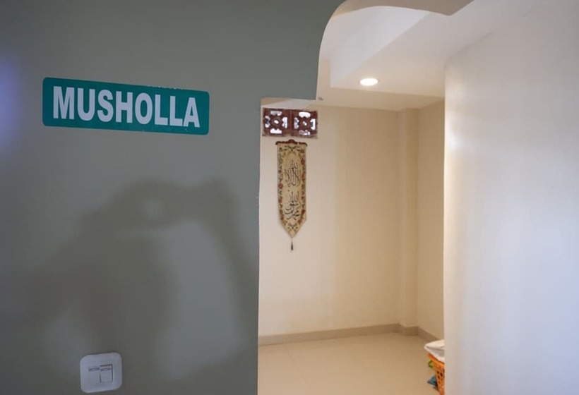 هتل Reddoorz Syariah At Jalan Jenderal Sudirman Palopo