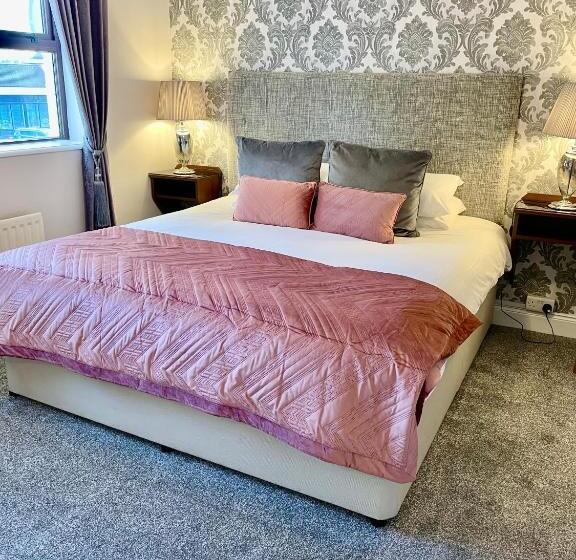 بنسيون Killaran House