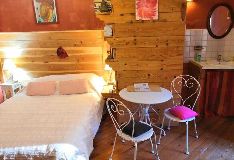 مبيت وإفطار La Petite étoile D Hôtes En Mercantour