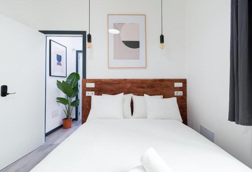 Columbus Rooftop Hostel