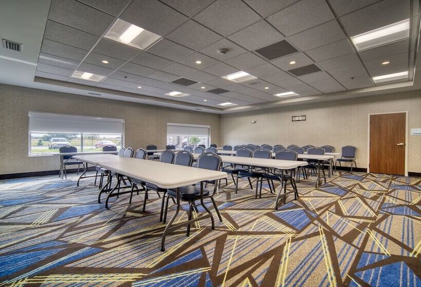 Отель Holiday Inn Express & Suites   Kokomo South, An Ihg