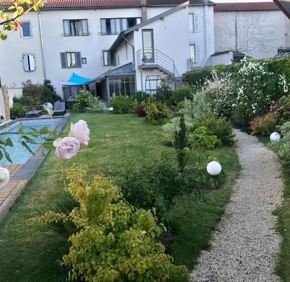פנסיון De La Chambre Au Jardin