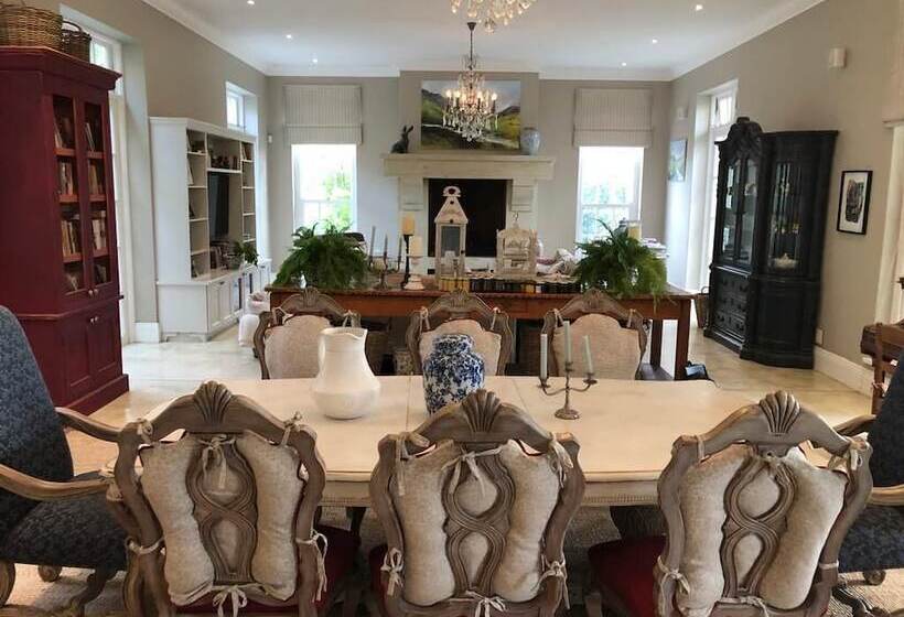 بنسيون Creek Lane Guest House