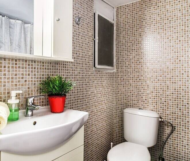 Elegant And Renovated Flat In Dafni