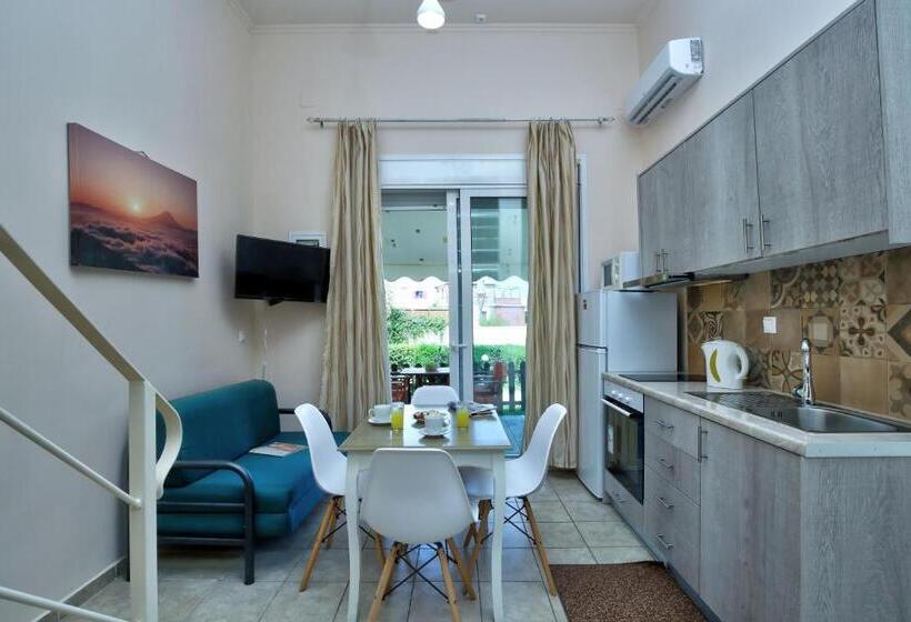 هتل Apartments Avra