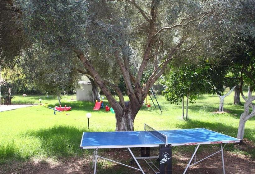 هتل Apartments Avra