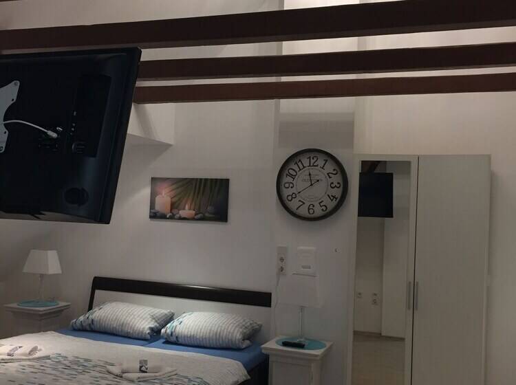 Lorenz Apartment 2