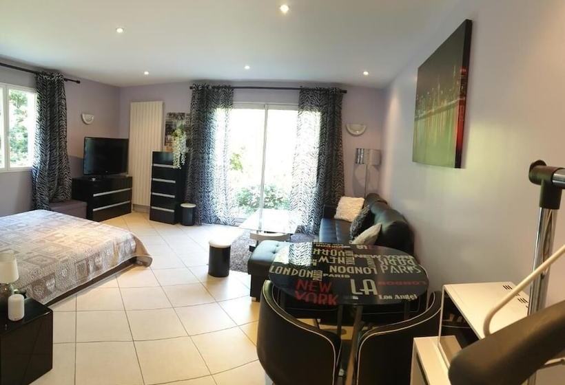 פנסיון Chambres à 40 Min De Paris