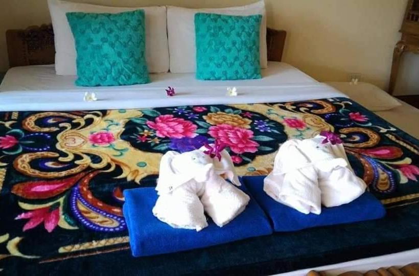 استراحتگاه Happy Lagoon Bungalow