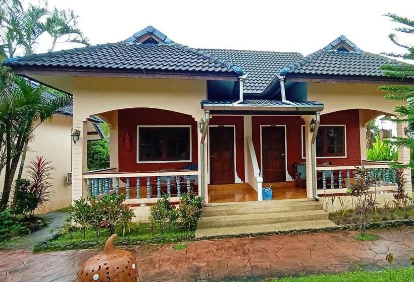 استراحتگاه Happy Lagoon Bungalow