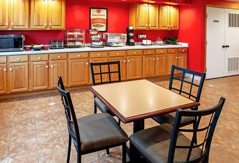 فندق Econo Lodge On The Bay