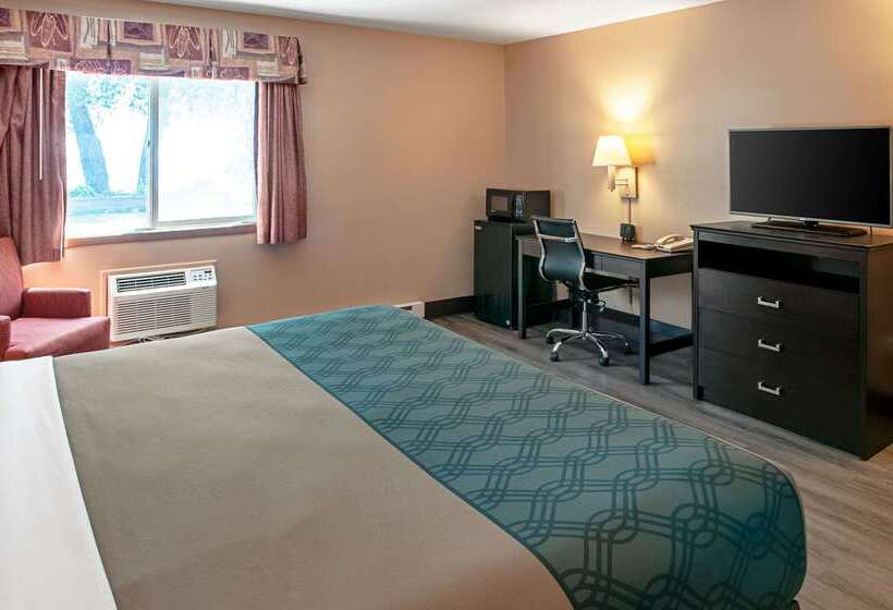 فندق Econo Lodge On The Bay