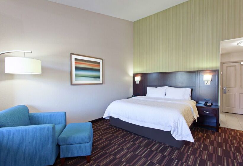 בית מלון כפרי Hampton Inn Morgan Hill