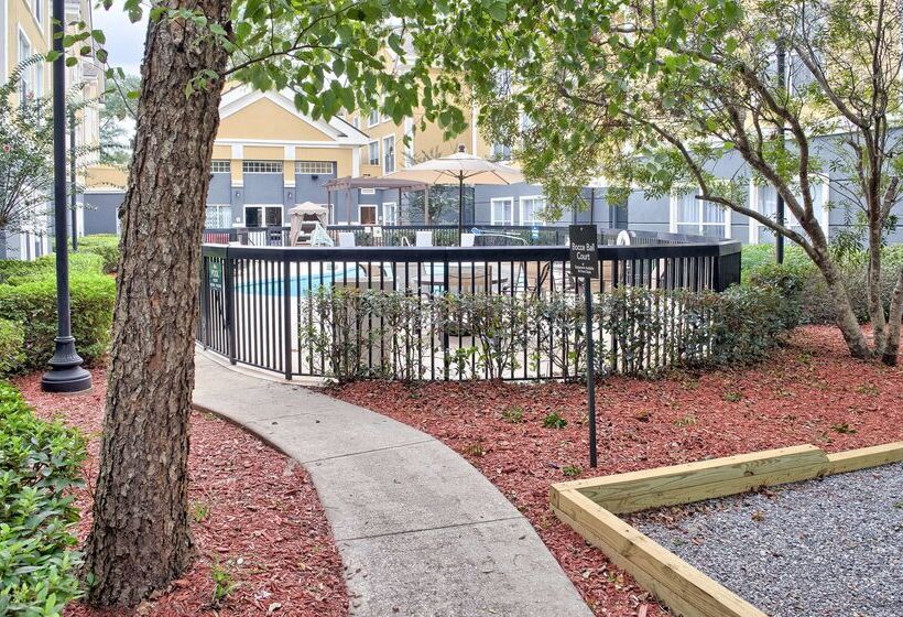 هتل Homewood Suites By Hilton Mobile Airport University Area