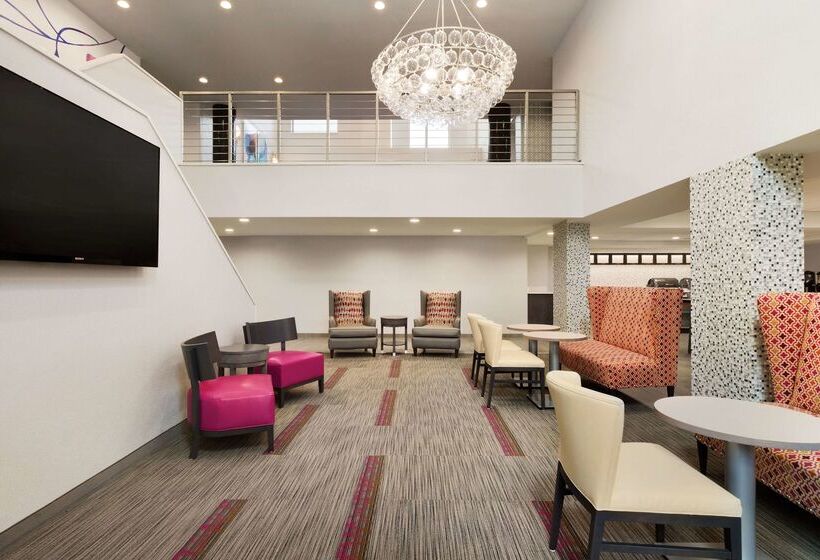 هتل Homewood Suites By Hilton Williamsburg