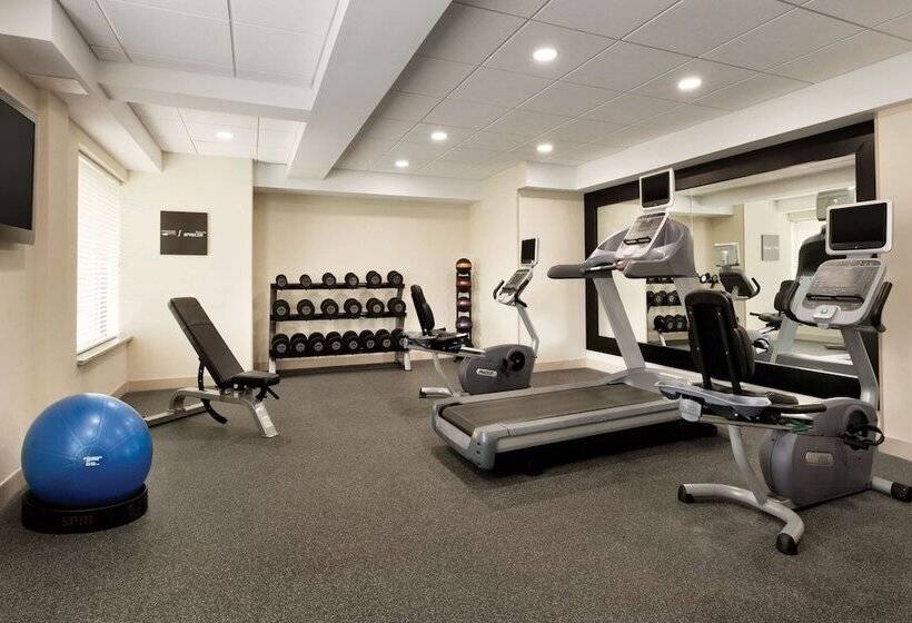 هتل Homewood Suites By Hilton Williamsburg
