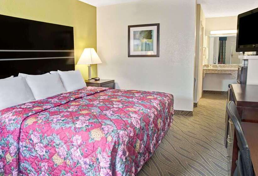 هتل Howard Johnson By Wyndham Houston Heights/downtown