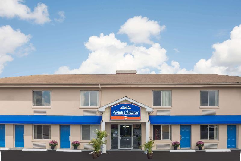 هتل Howard Johnson By Wyndham Springfield