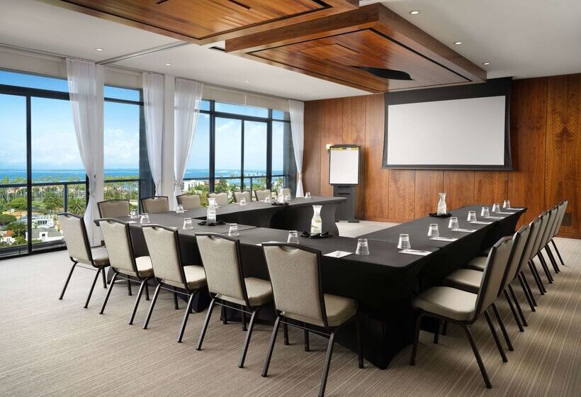 בית מלון כפרי La Jolla Curio Collection By Hilton