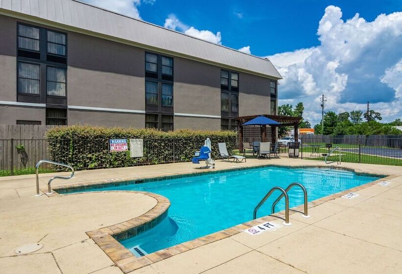 בית מלון כפרי Quality Inn Valley  West Point