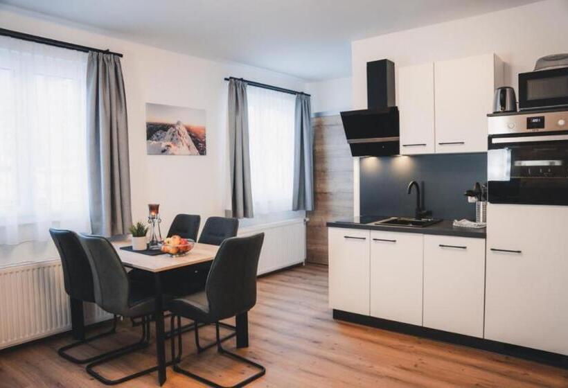 호스텔 Haus österreich   Familie Digruber