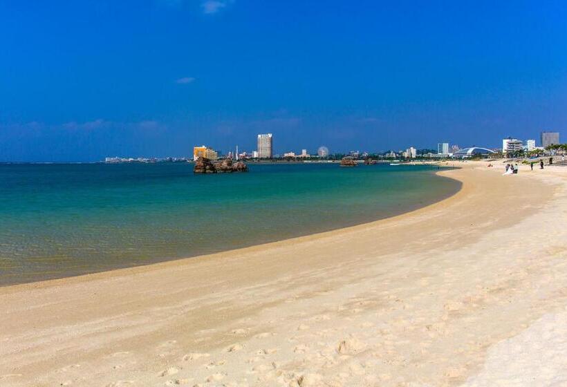 בית מלון כפרי Aqua Resort In Chatan