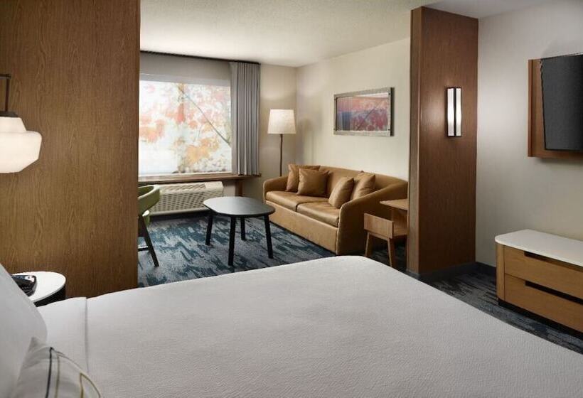 فندق Fairfield Inn & Suites Locust Grove I 75 South