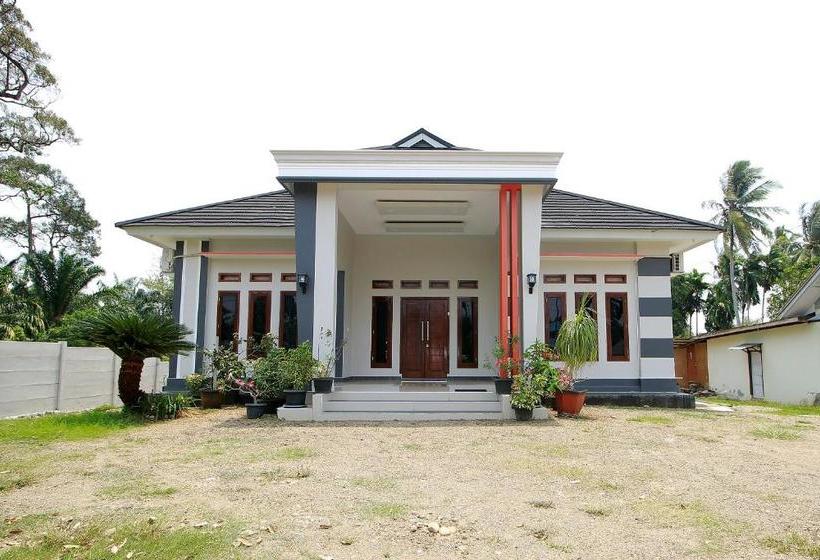 هتل Oyo 739 Residence Si Kancil