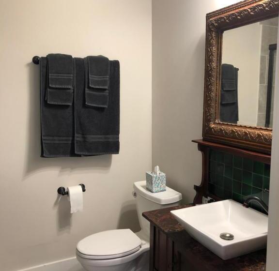 The Montgomery B&b