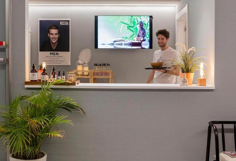 Axel Hotel San Sebastián   Adults Only