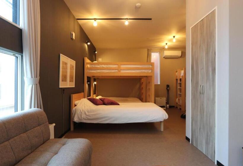 호텔 Uchi Living Stay Ekolu