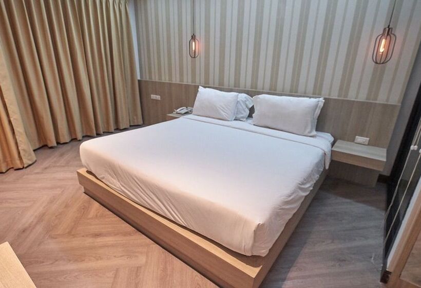 168 Studio Hotel Ubon Ratchathani