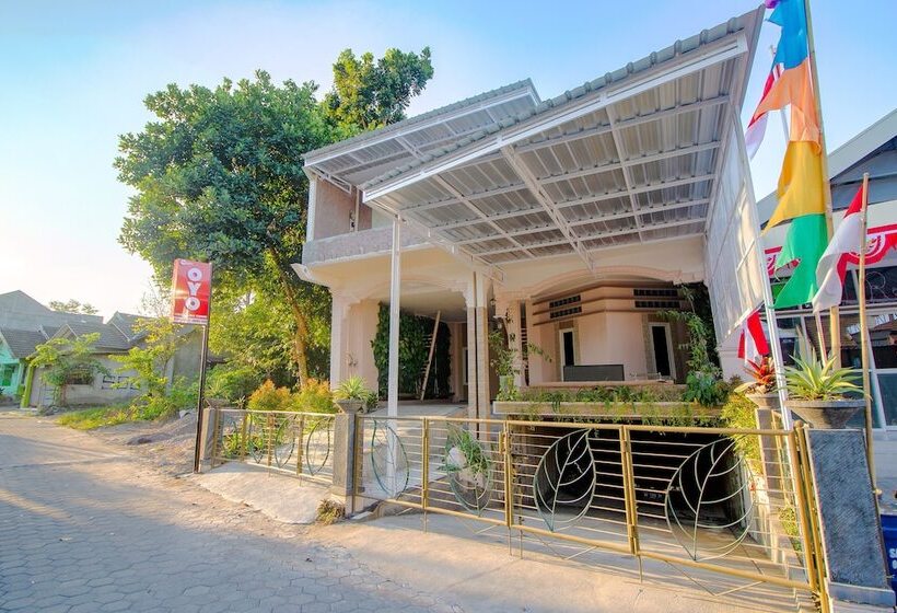 هاستل Pondok Damai Syariah By Oyo Rooms