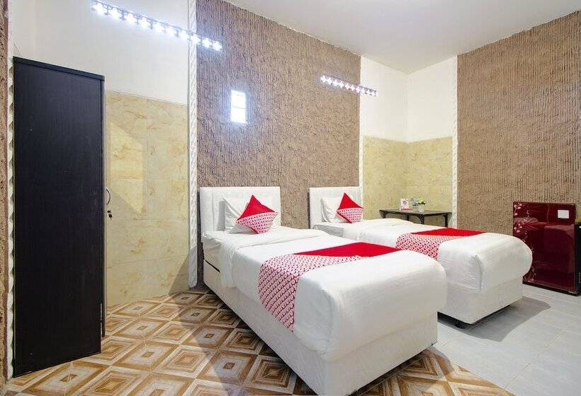 هاستل Pondok Damai Syariah By Oyo Rooms