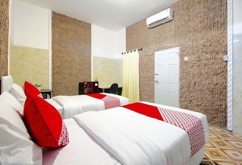 هاستل Pondok Damai Syariah By Oyo Rooms