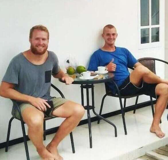 مبيت وإفطار Sultan Guest House & Resto Tulungagung