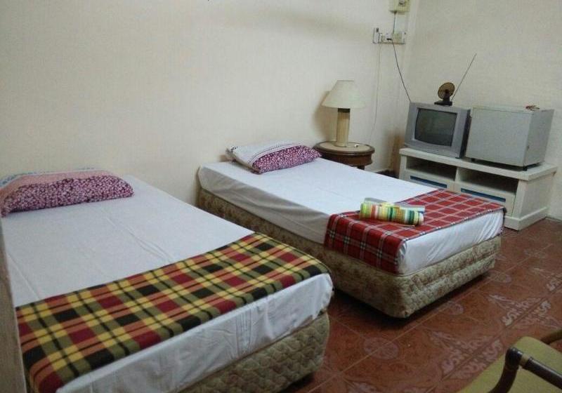 Chenang Lodge Motel